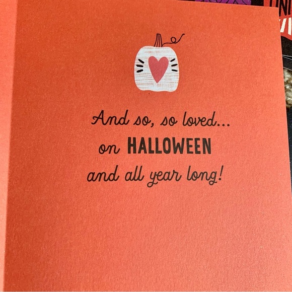 Lot of 25 Hallmark Halloween Greeting Cards Son Daughter Grandson Granddaughter - Picture 8 of 13